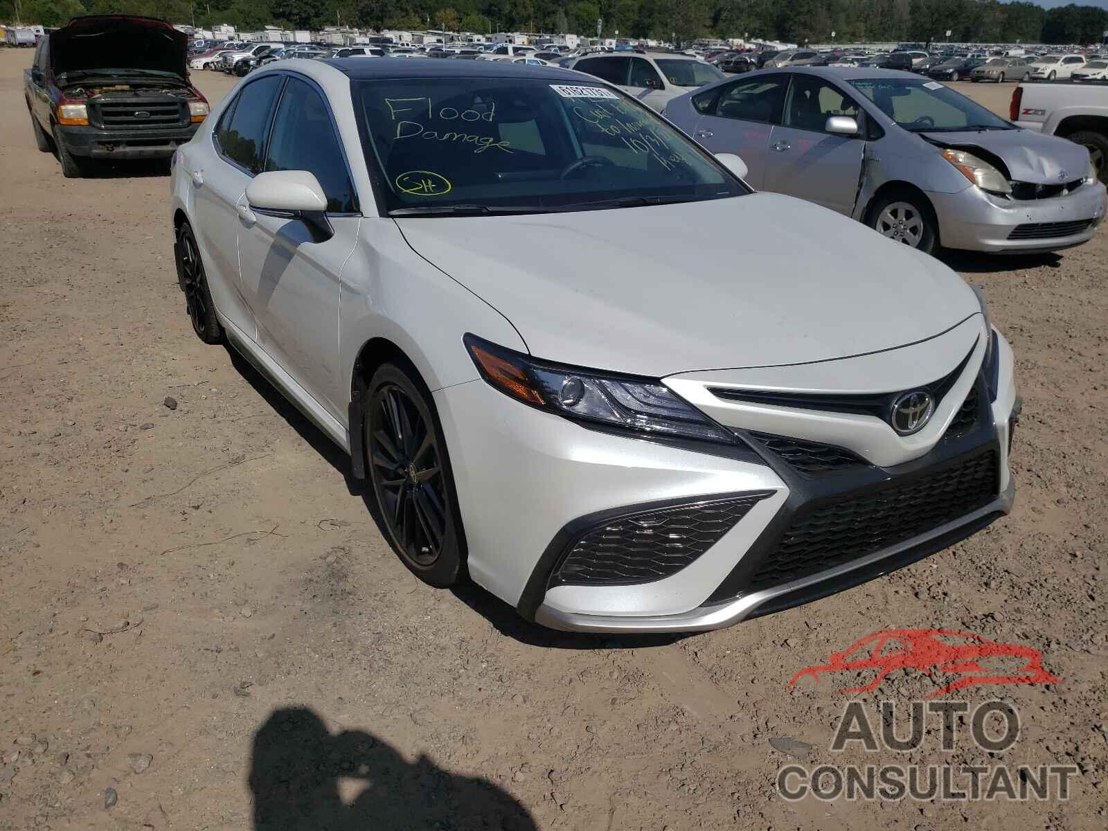 TOYOTA CAMRY 2021 - 4T1K61AK1MU590071