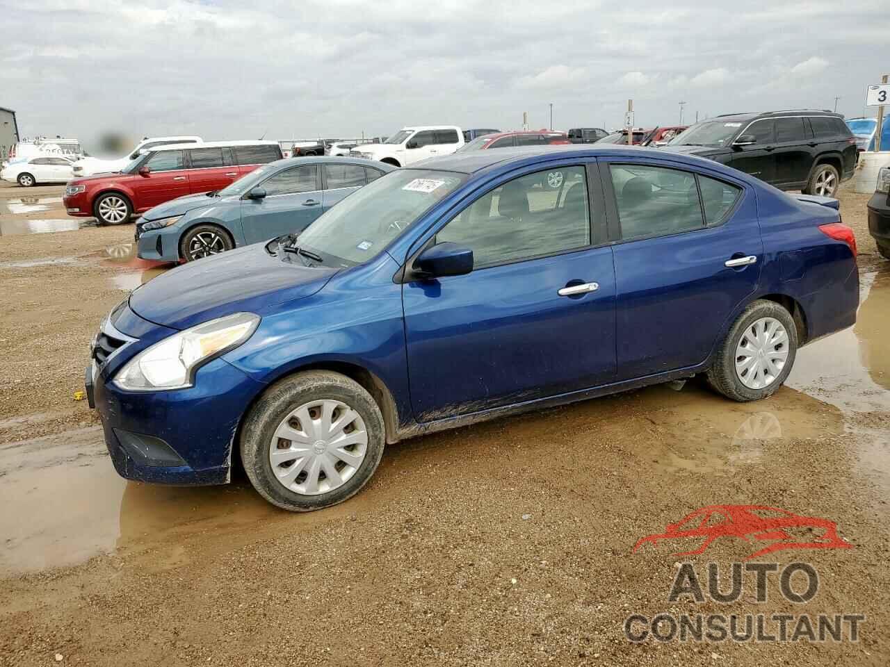 NISSAN VERSA 2018 - 3N1CN7AP7JL817590