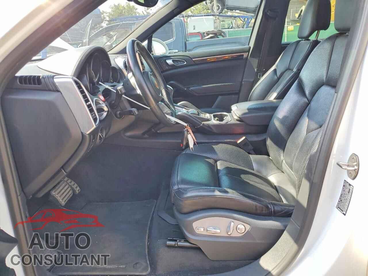 PORSCHE CAYENNE 2015 - WP1AE2A21FLA52521