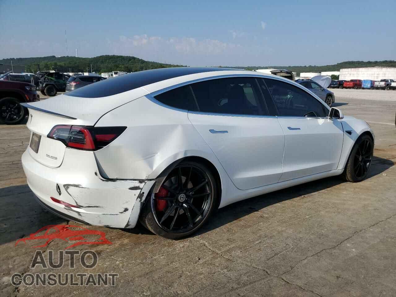 TESLA MODEL 3 2020 - 5YJ3E1EC4LF641388