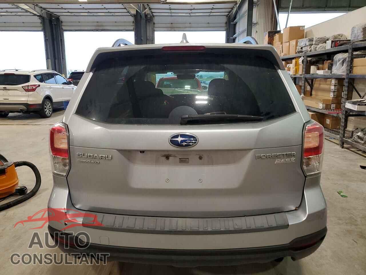 SUBARU FORESTER 2017 - JF2SJAEC6HH511015
