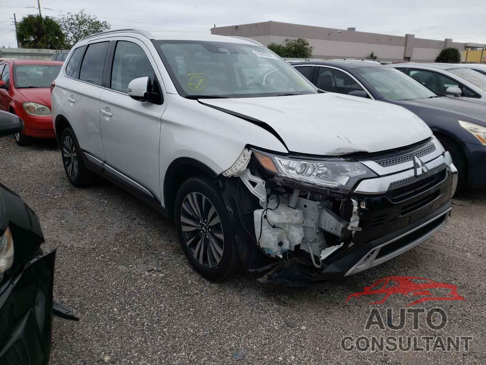 MITSUBISHI OUTLANDER 2020 - JA4AD3A38LZ031381