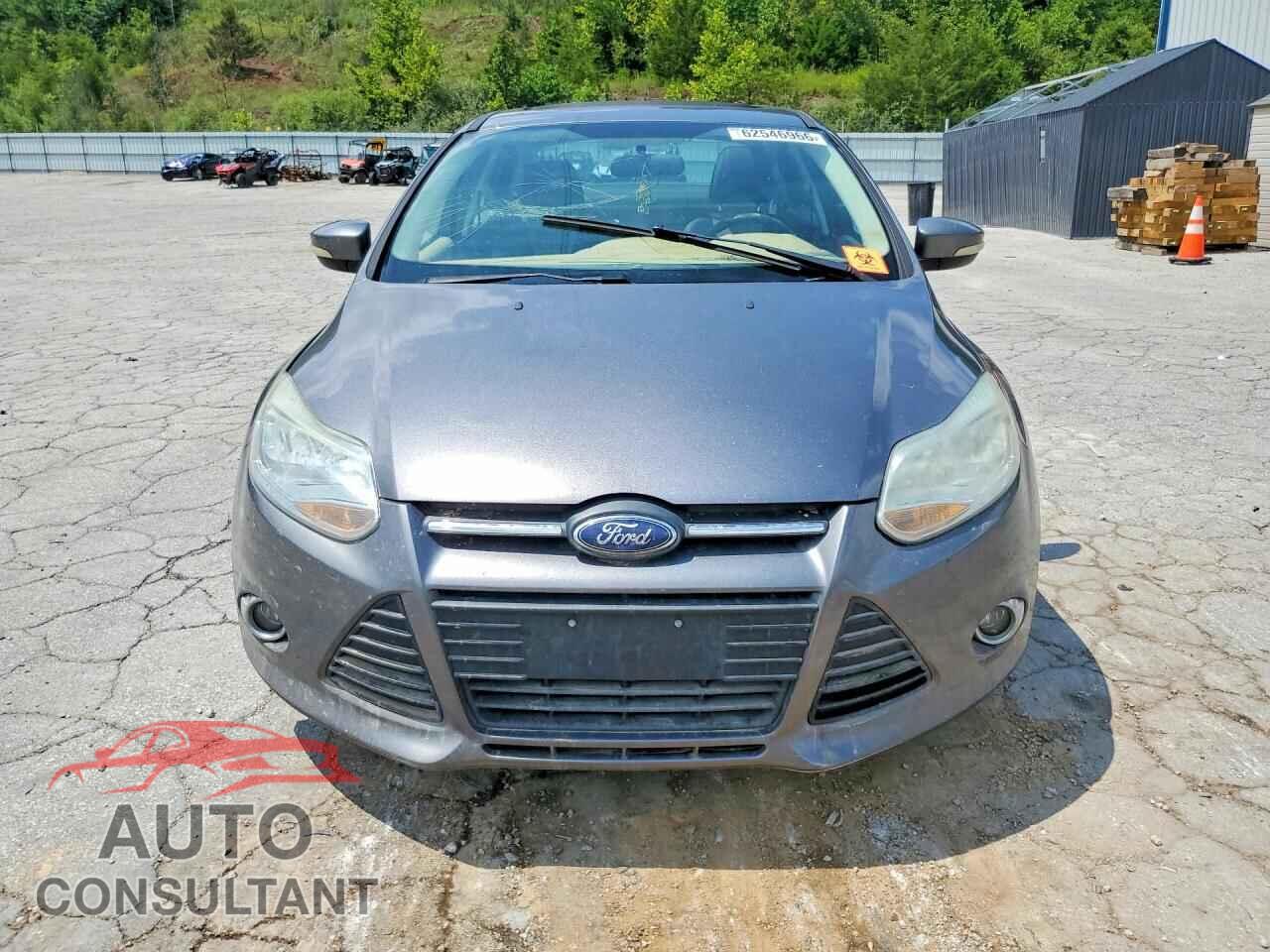 FORD FOCUS 2014 - 1FADP3F2XEL425809