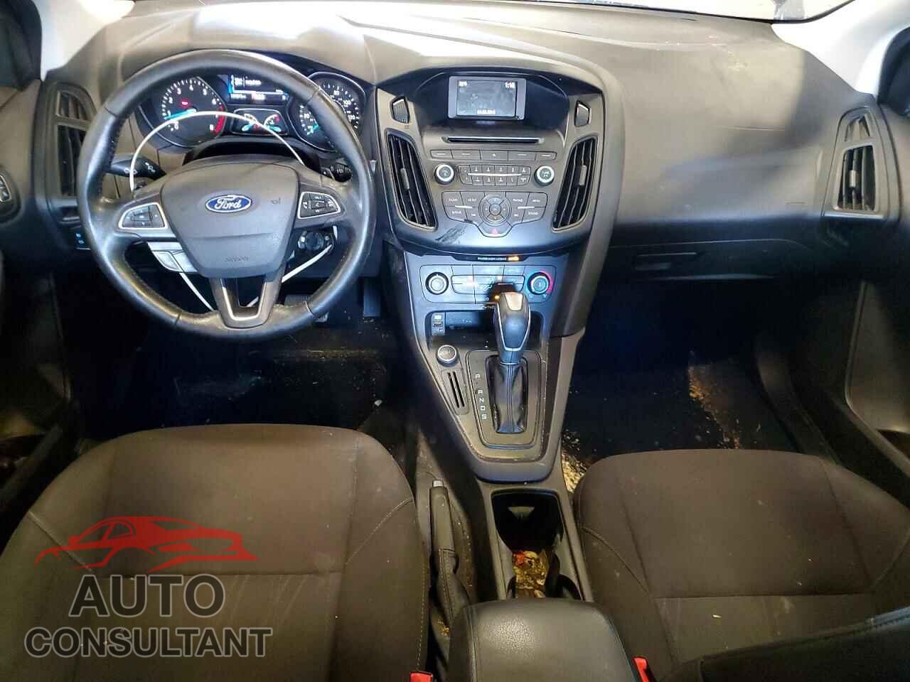 FORD FOCUS 2015 - 1FADP3F20FL268695