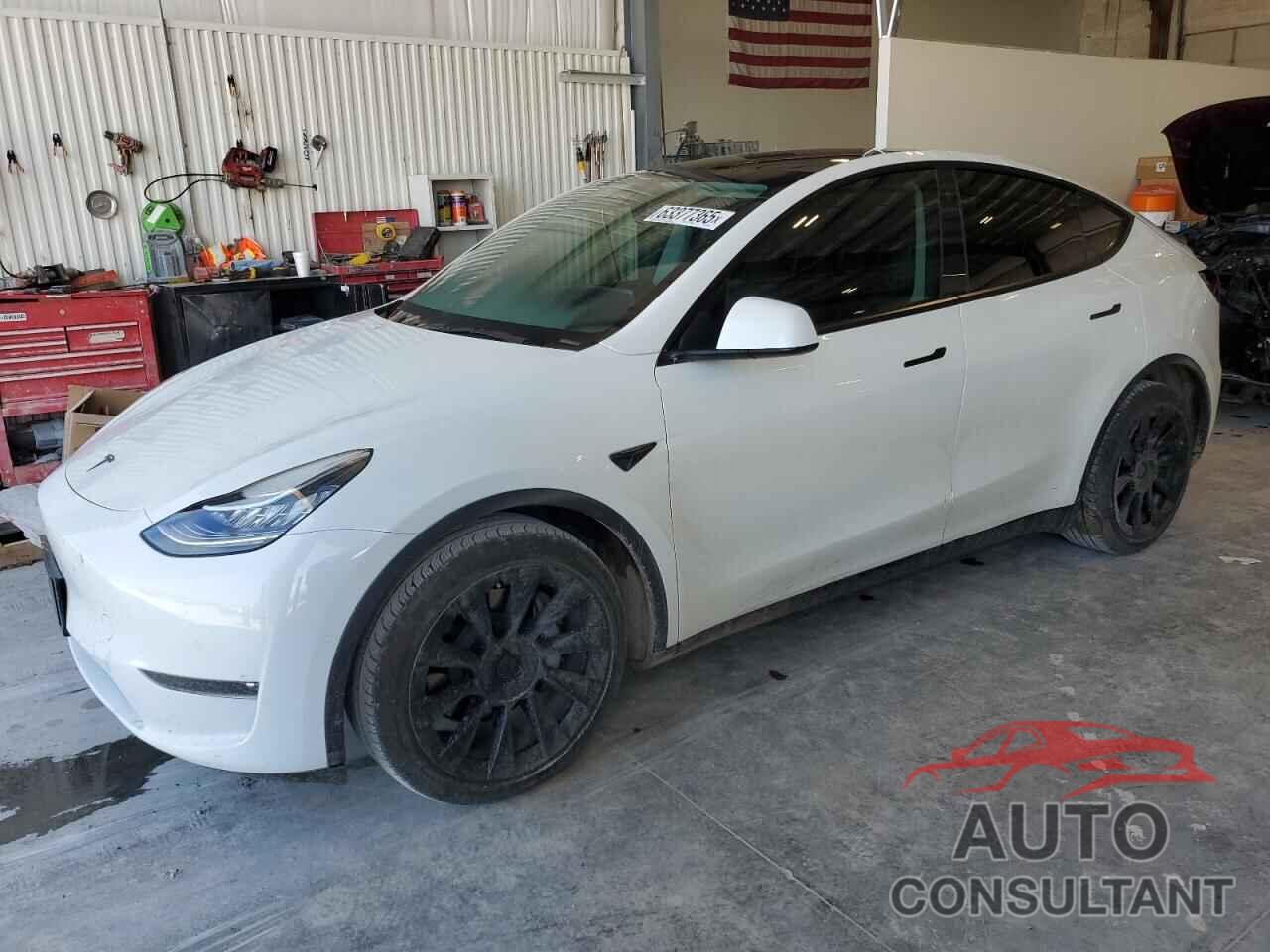 TESLA MODEL Y 2021 - 5YJYGDEE6MF296823