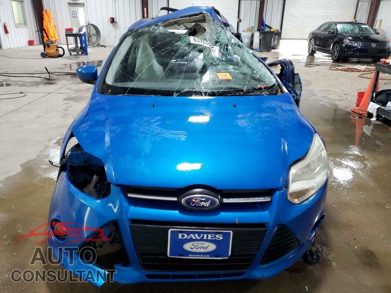 FORD FOCUS 2012 - 1FAHP3F24CL127755
