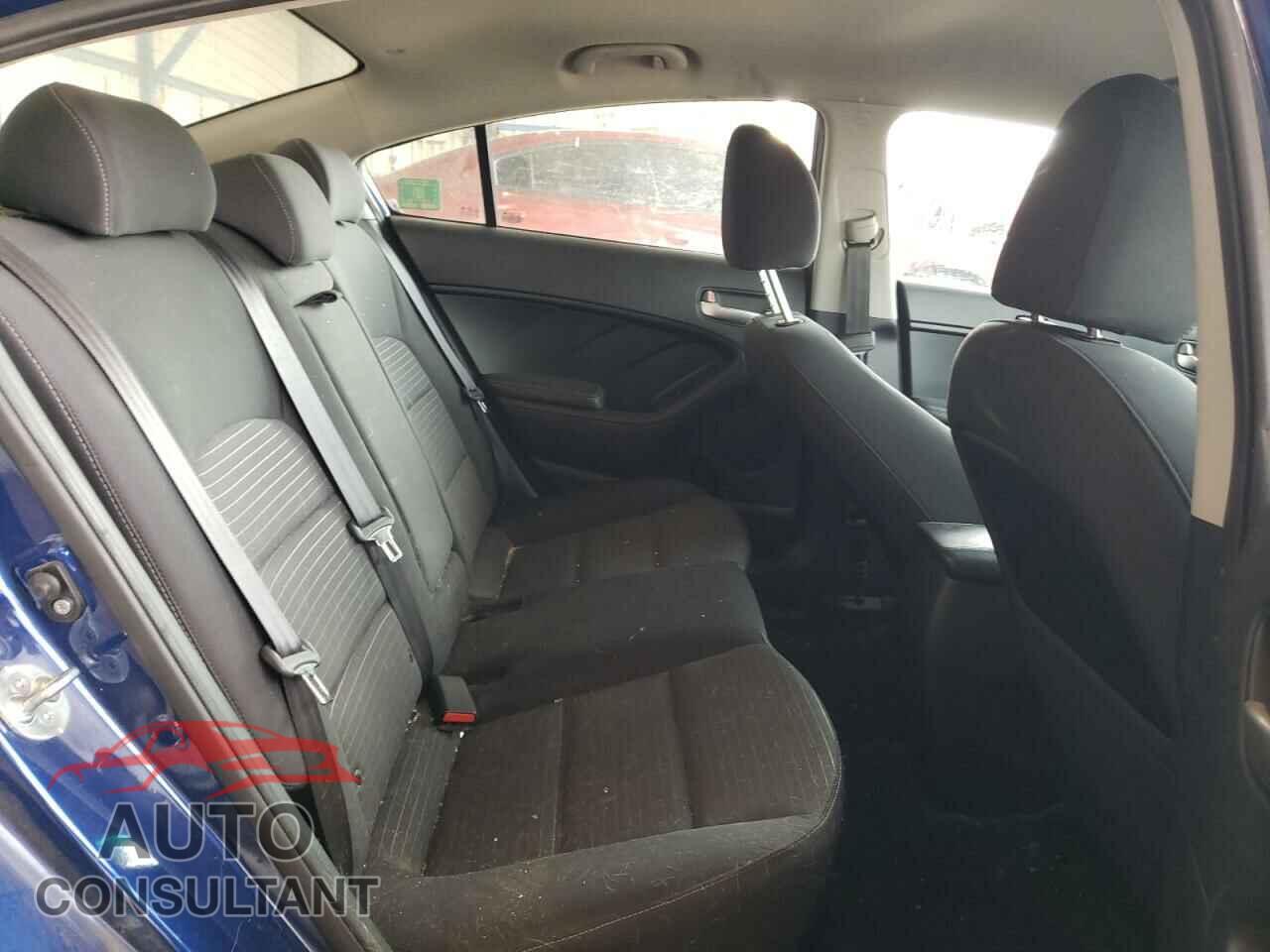 KIA FORTE 2017 - 3KPFL4A70HE027402
