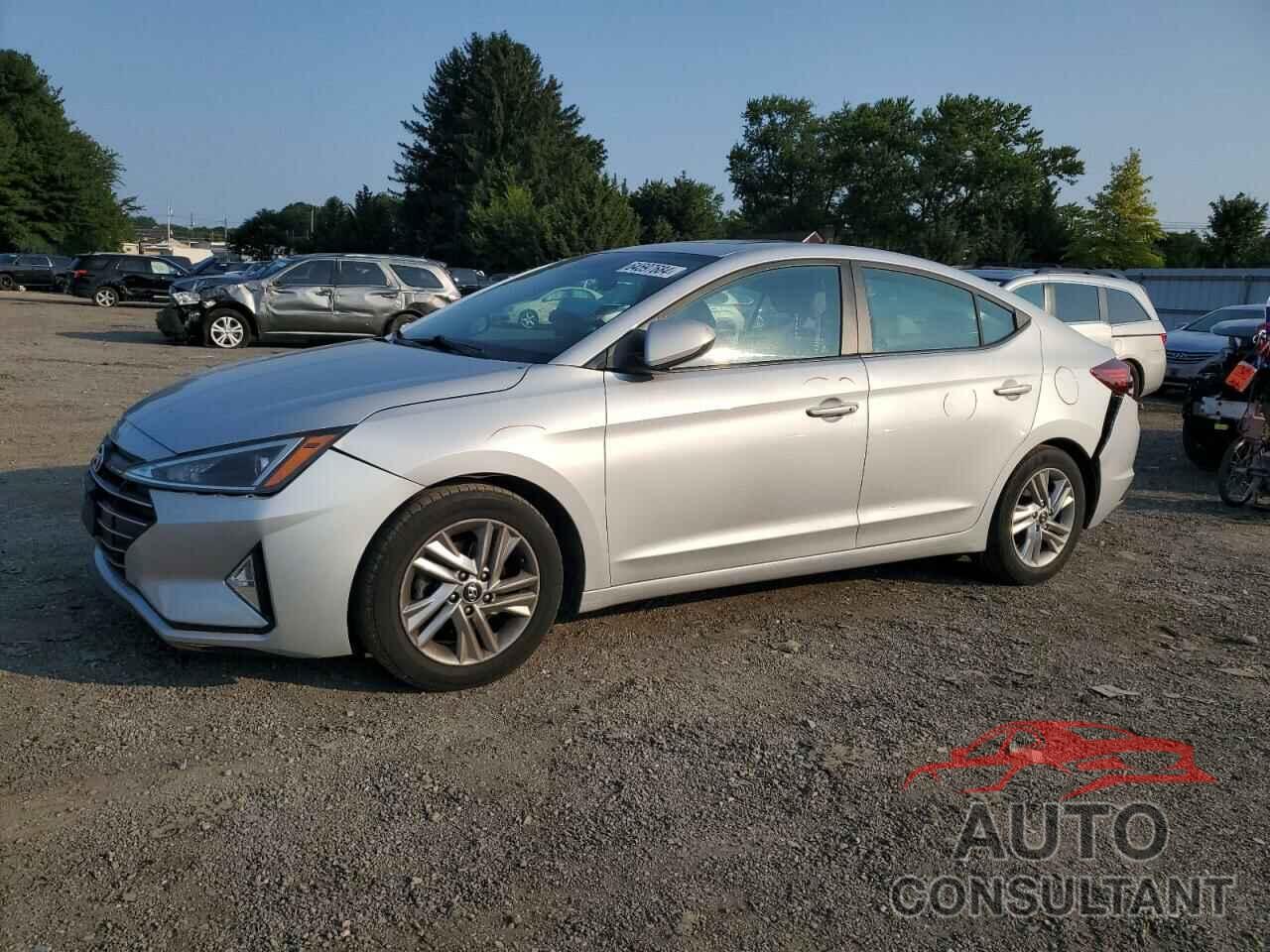 HYUNDAI ELANTRA 2019 - KMHD84LF6KU799842