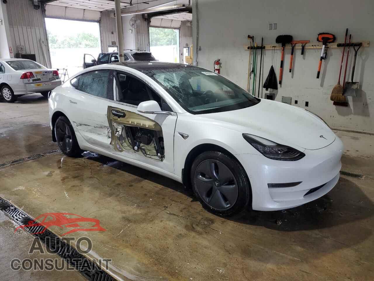 TESLA MODEL 3 2019 - 5YJ3E1EA2KF484215