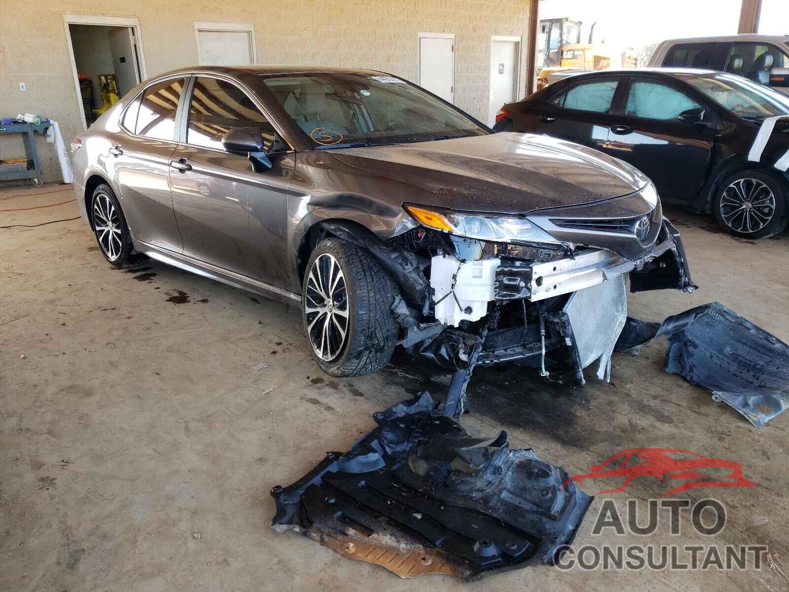 TOYOTA CAMRY 2020 - 4T1G11AK8LU501955