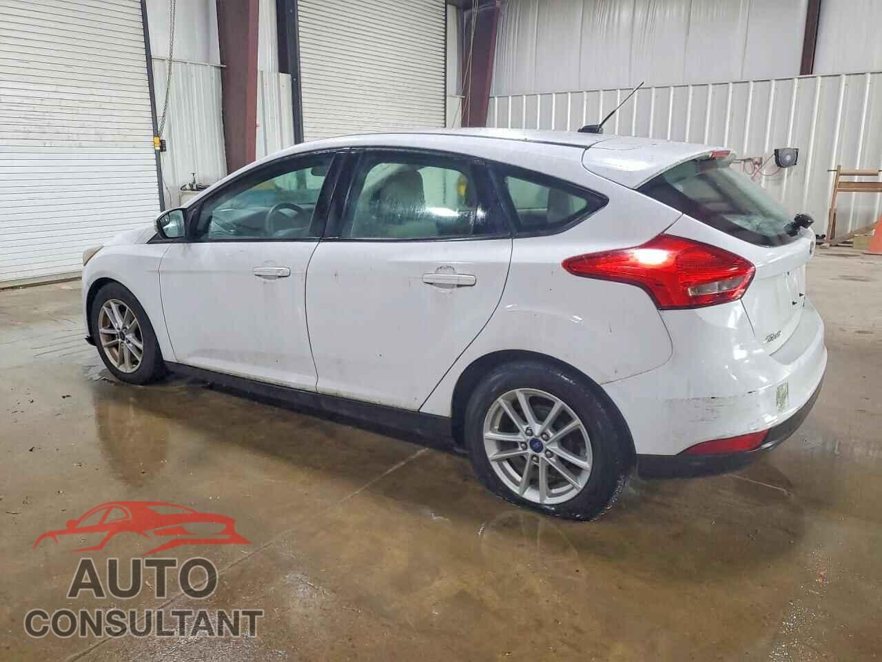FORD FOCUS 2015 - 1FADP3K2XFL202404