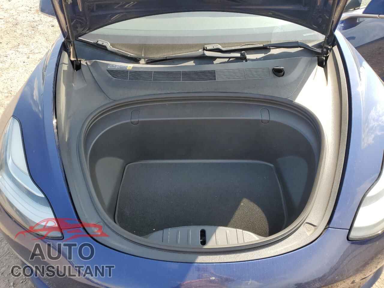 TESLA MODEL 3 2018 - 5YJ3E1EA5JF044035