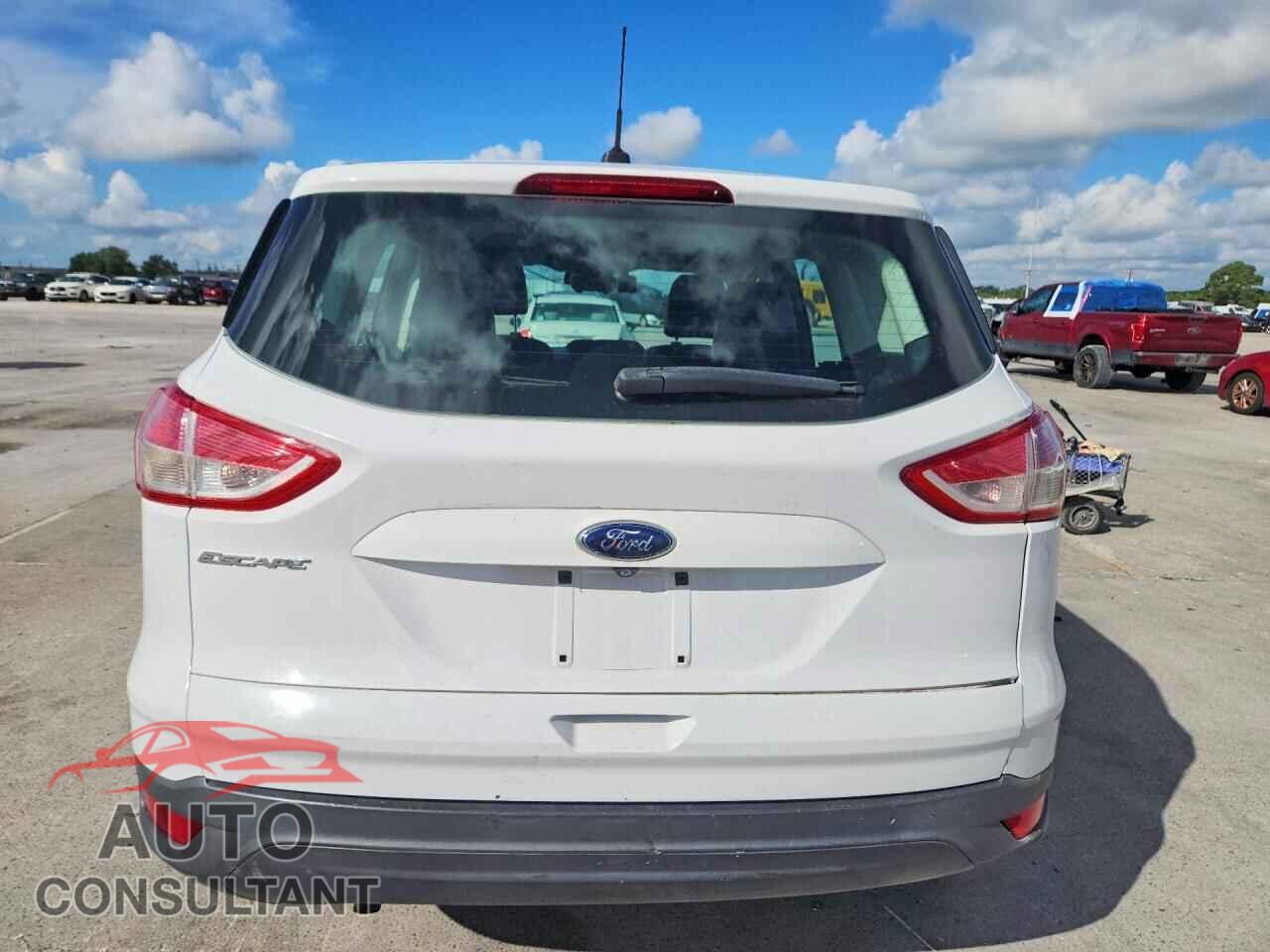 FORD ESCAPE 2014 - 1FMCU0F71EUD06352