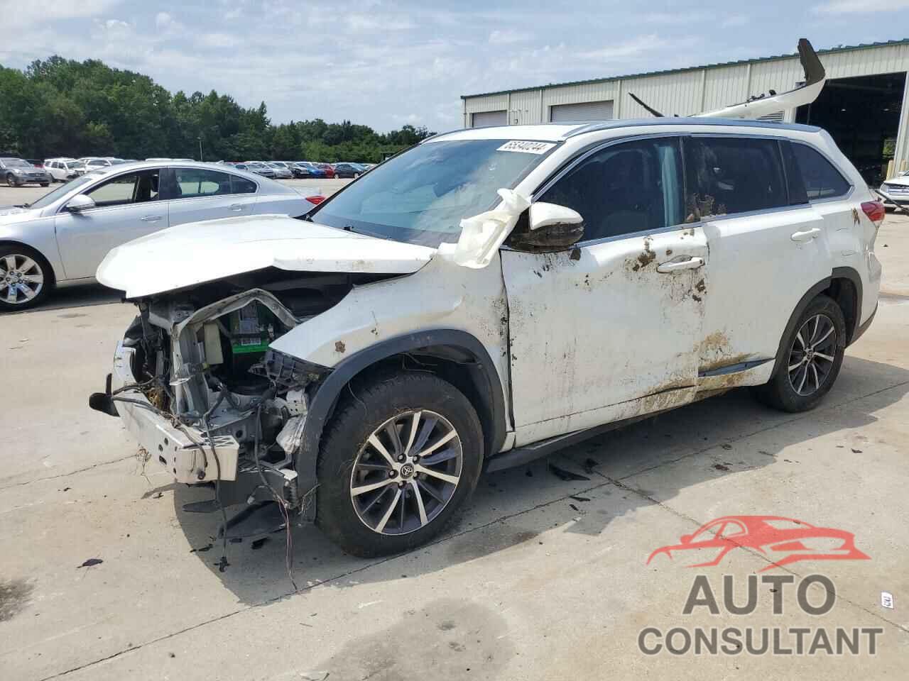 TOYOTA HIGHLANDER 2018 - 5TDKZRFH7JS529492