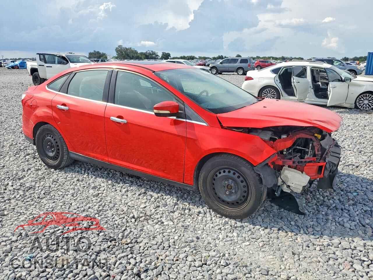 FORD FOCUS 2012 - 1FAHP3H24CL200460