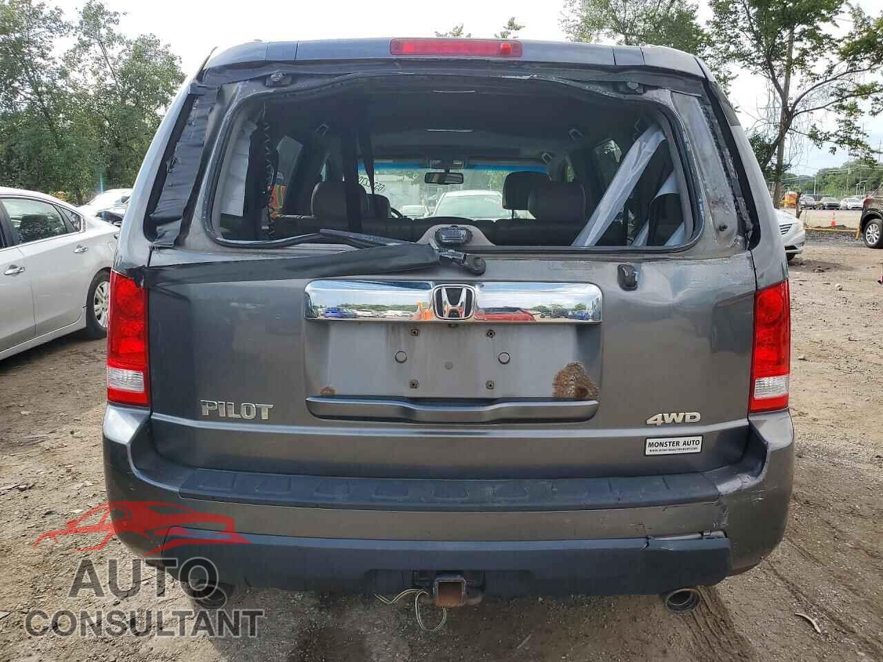 HONDA PILOT 2011 - 5FNYF4H59BB015092