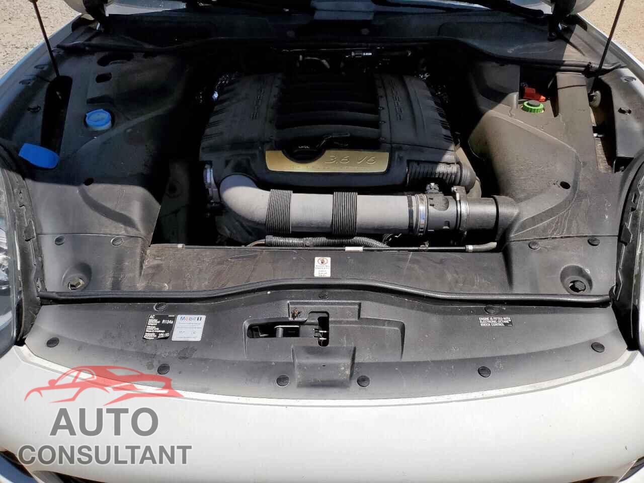 PORSCHE CAYENNE 2016 - WP1AA2A27GLA01036