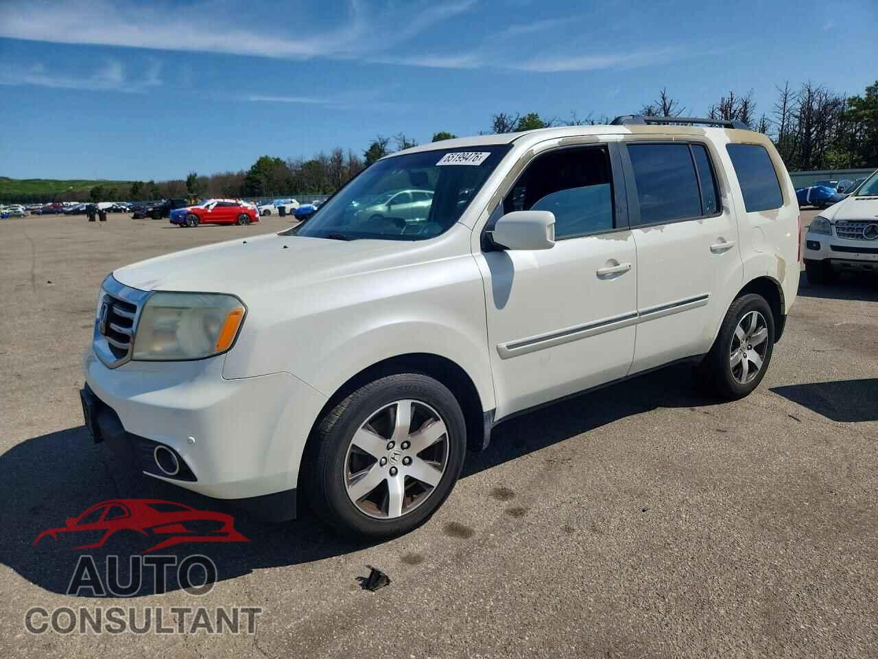 HONDA PILOT 2013 - 5FNYF4H93DB024134