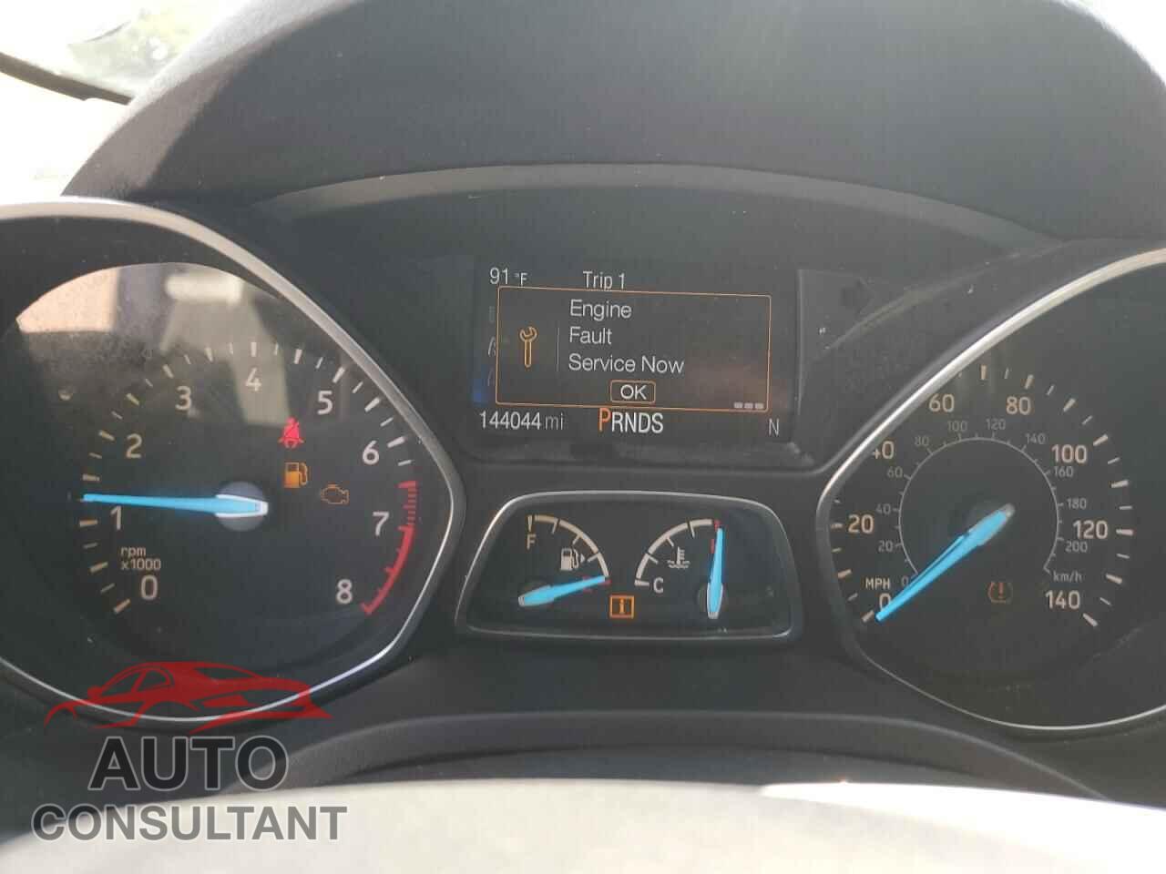 FORD ESCAPE 2017 - 1FMCU0JD6HUC13215