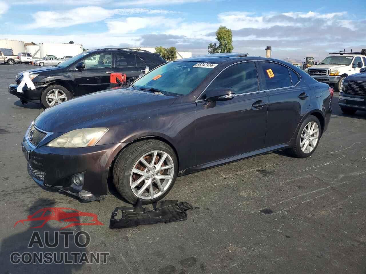 LEXUS IS 2012 - JTHBF5C26C5184707