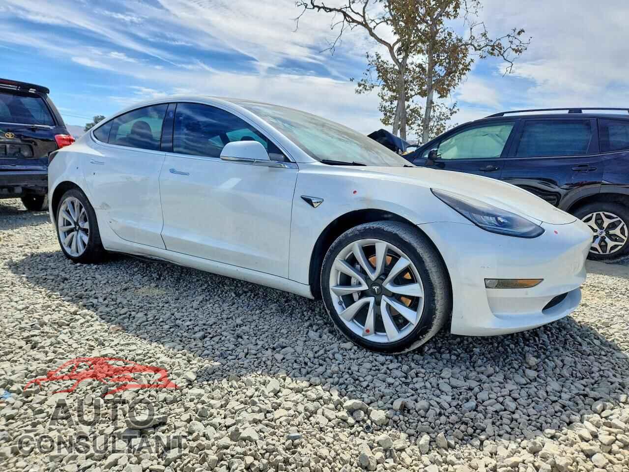 TESLA MODEL 3 2017 - 5YJ3E1EA3HF002053