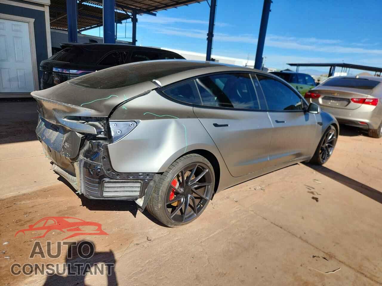 TESLA MODEL 3 2024 - 5YJ3E1ET3RF831739