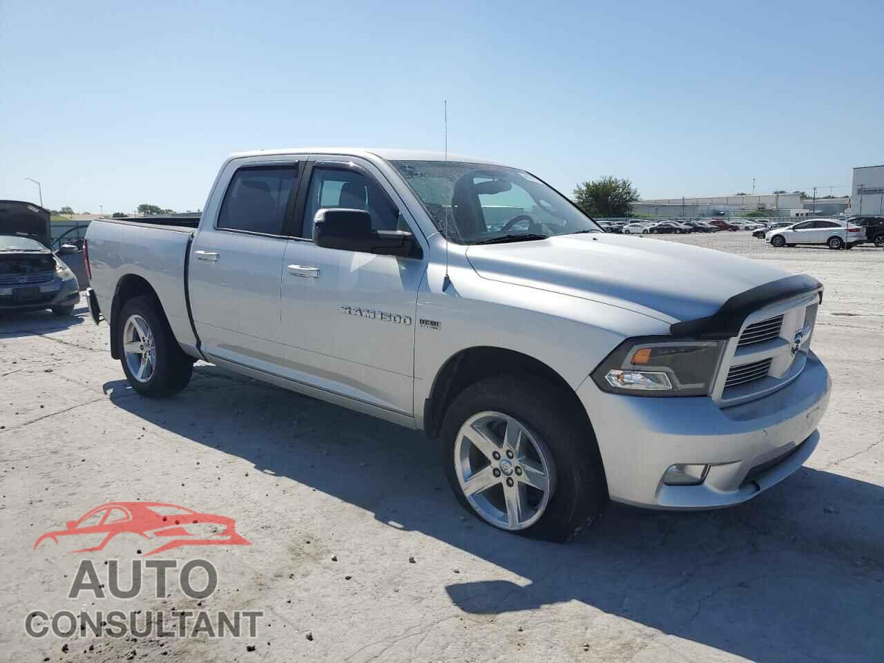 DODGE RAM 1500 2012 - 1C6RD7MT3CS266718