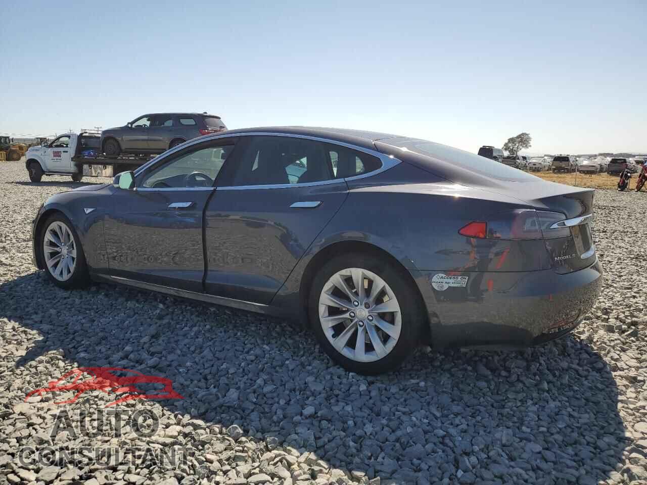 TESLA MODEL S 2016 - 5YJSA1E28GF157163