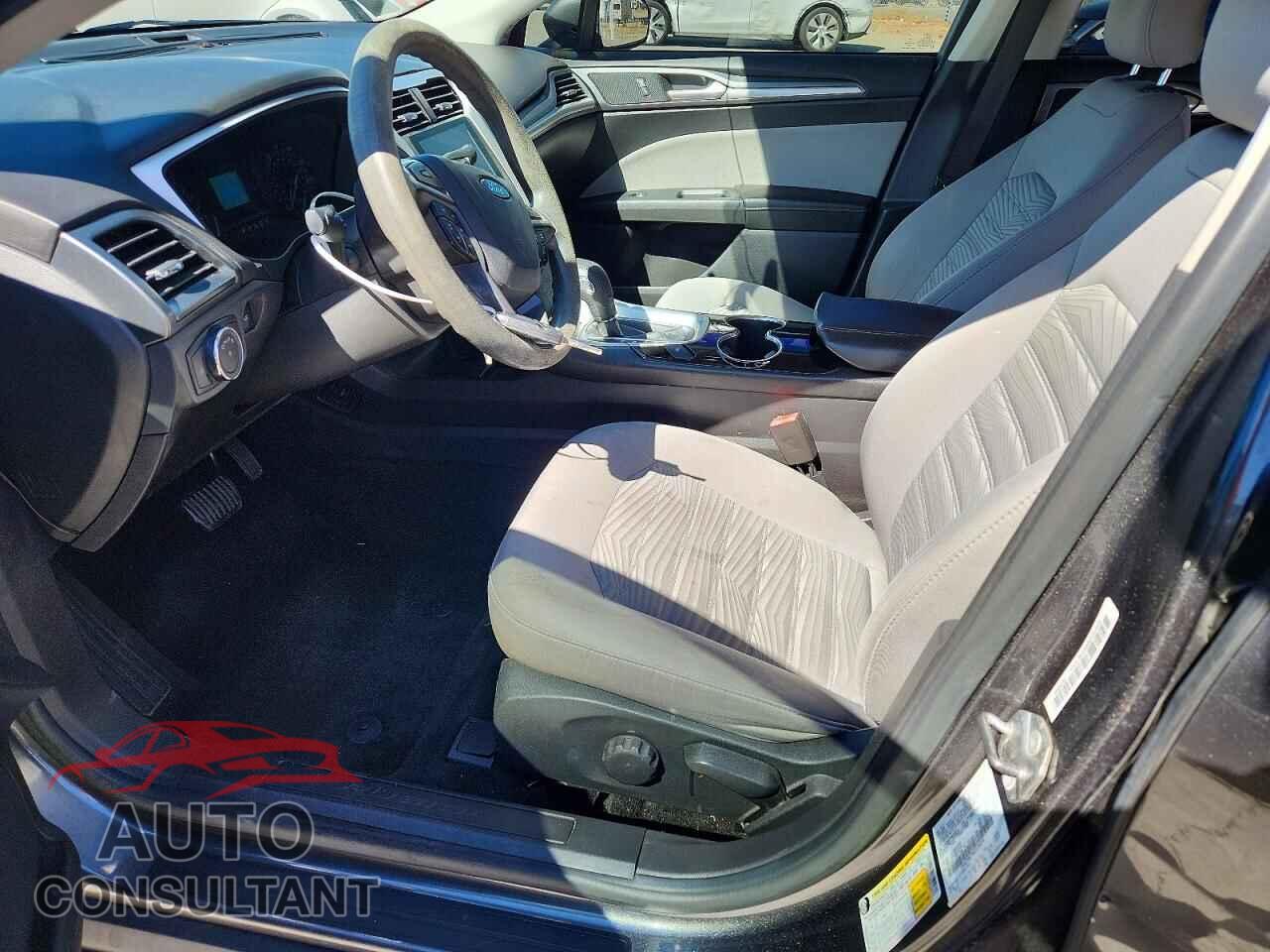 FORD FUSION 2016 - 3FA6P0G79GR226076