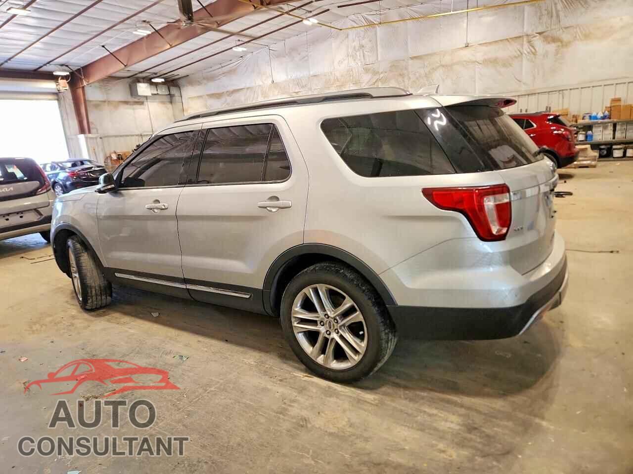FORD EXPLORER 2017 - 1FM5K7D82HGD81065