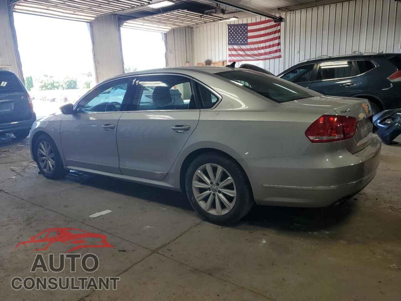VOLKSWAGEN PASSAT 2012 - 1VWCH7A39CC042836