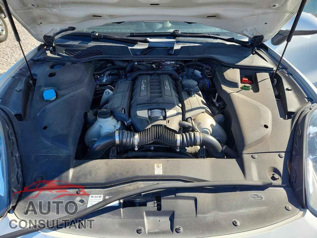 PORSCHE CAYENNE 2015 - WP1AC2A21FLA80731
