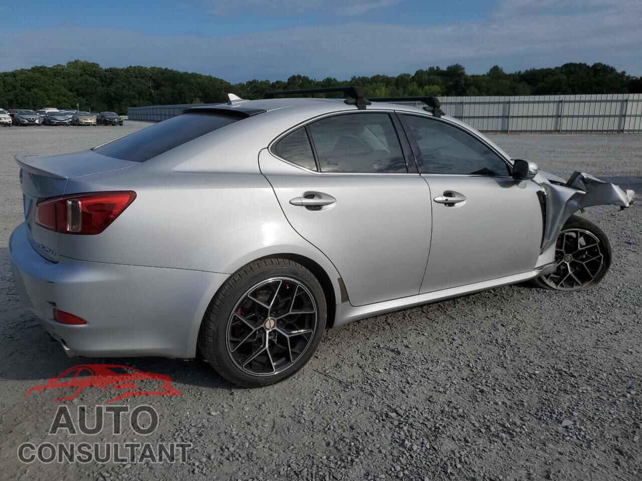 LEXUS IS 2011 - JTHCF5C29B2035387