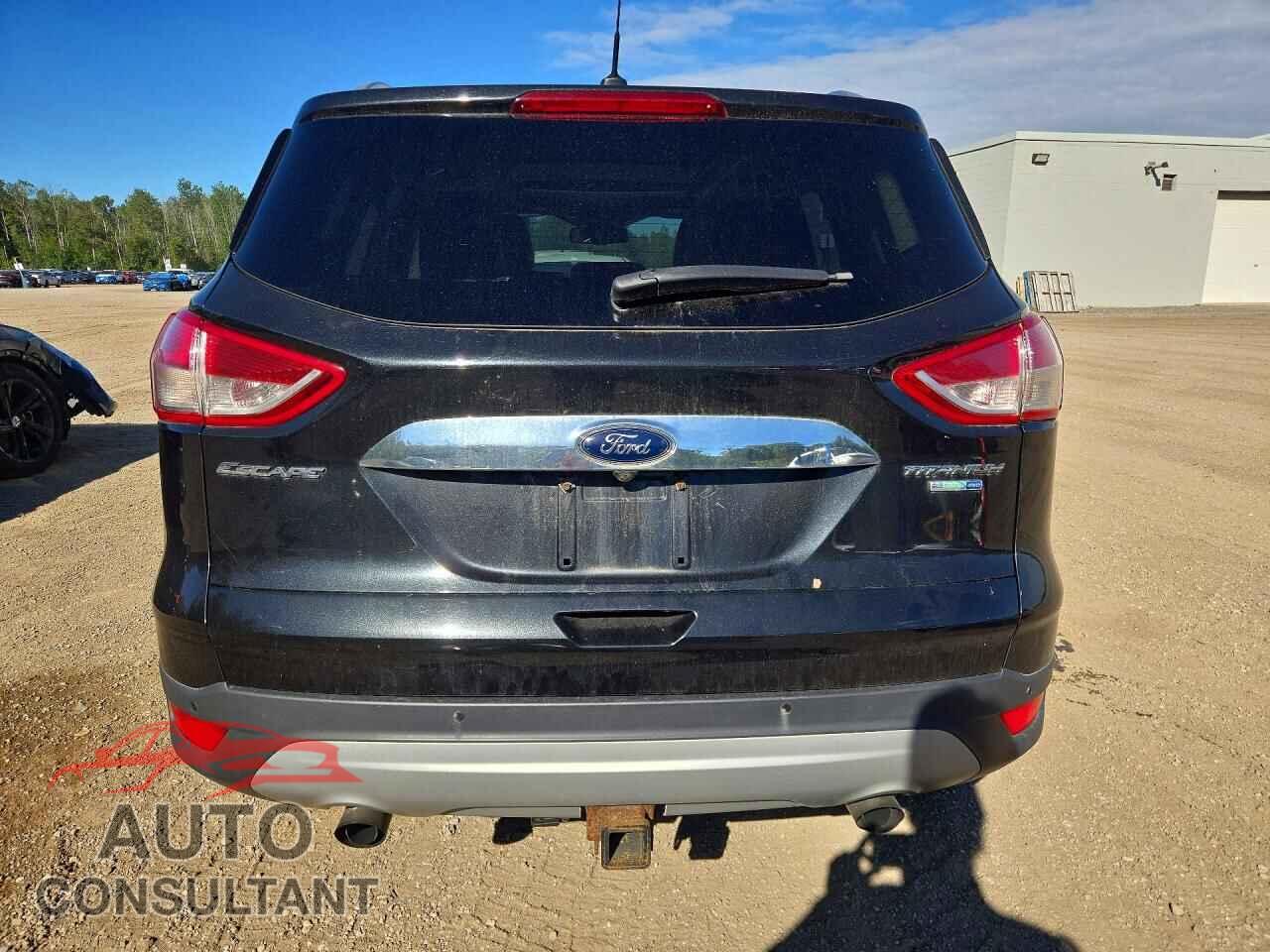 FORD ESCAPE 2015 - 1FMCU9J95FUC46154