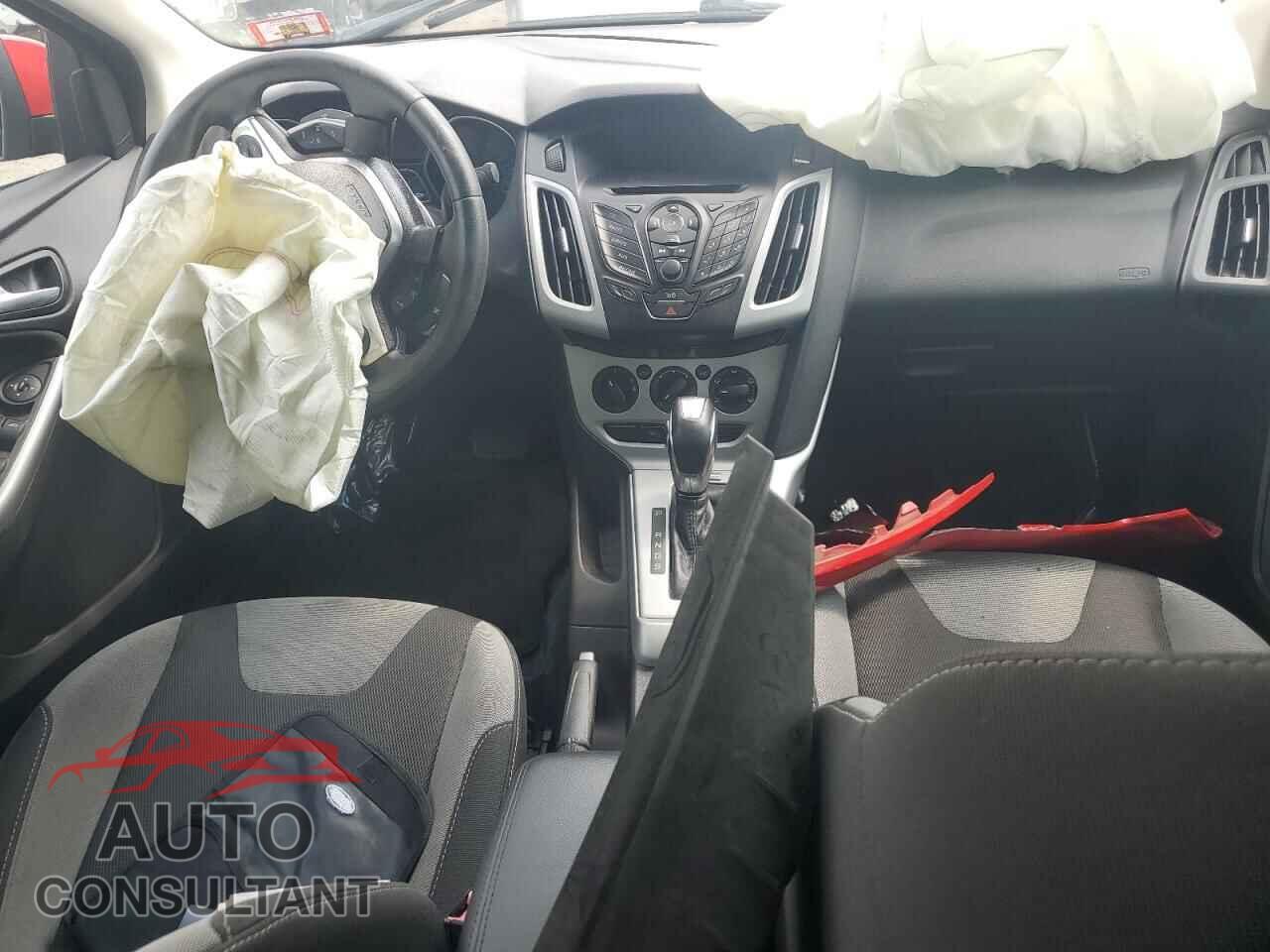 FORD FOCUS 2012 - 1FAHP3F27CL219328