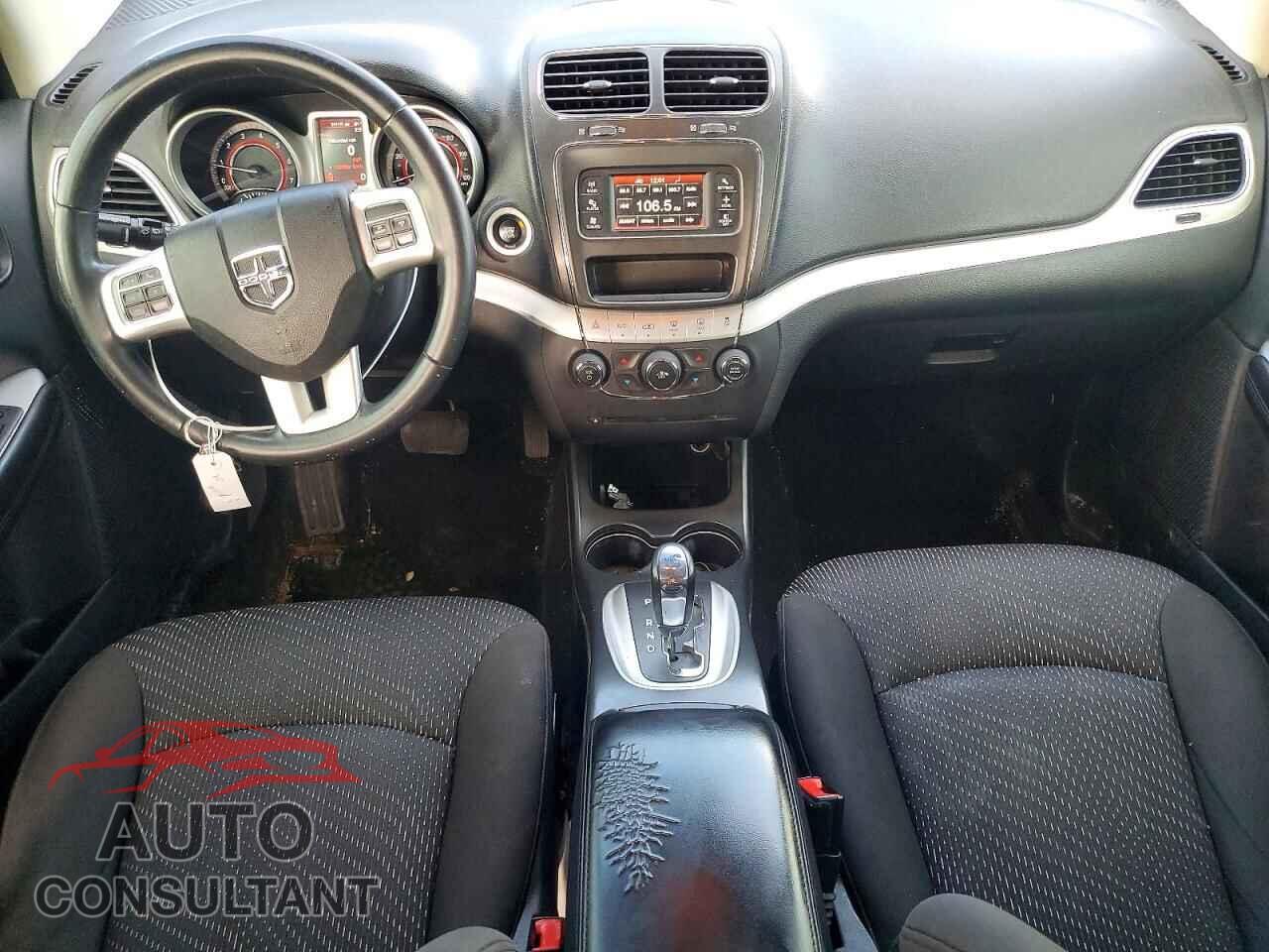 DODGE JOURNEY SE 2015 - 3C4PDCAB4FT688035