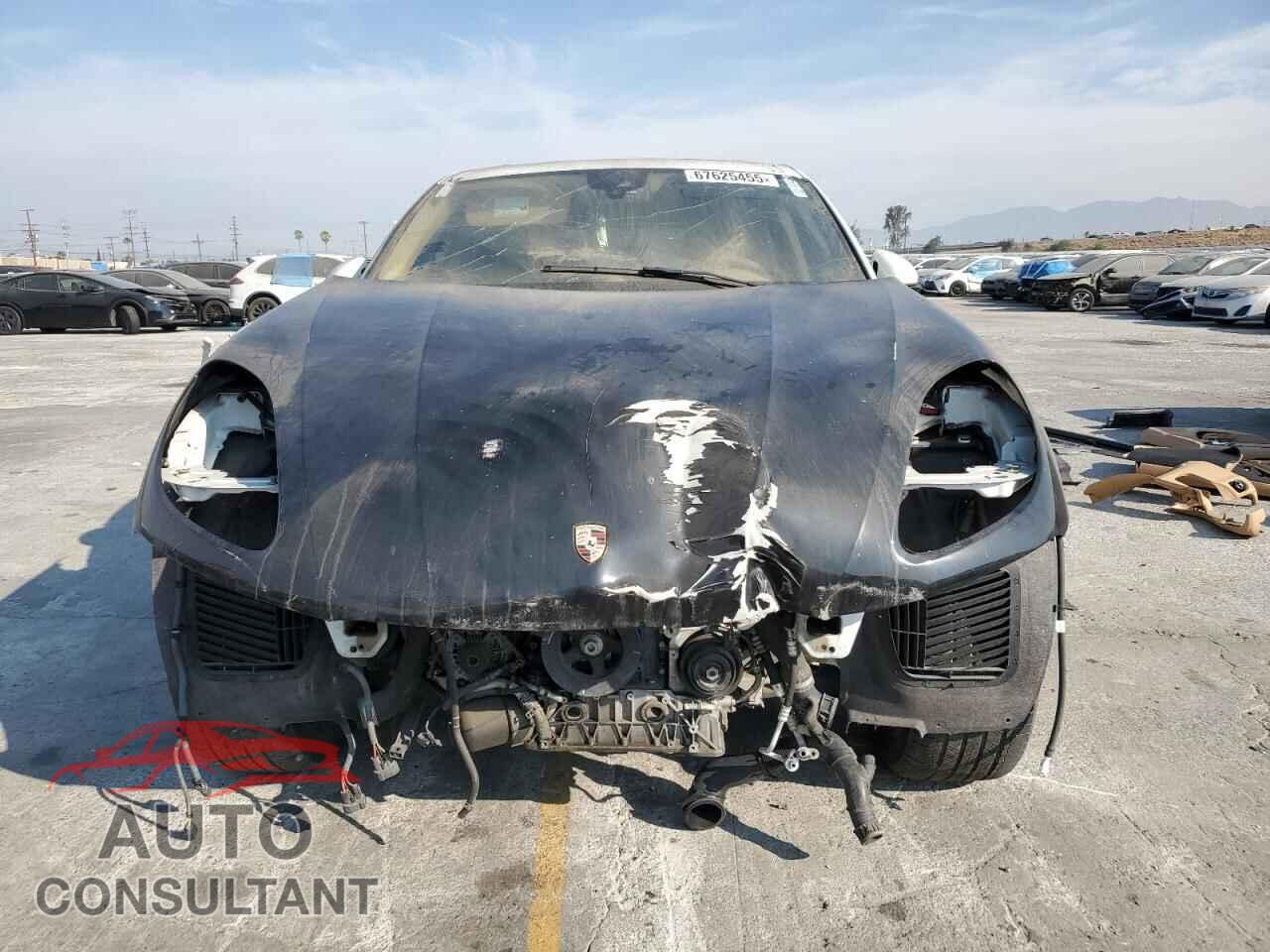 PORSCHE MACAN 2016 - WP1AB2A50GLB40142