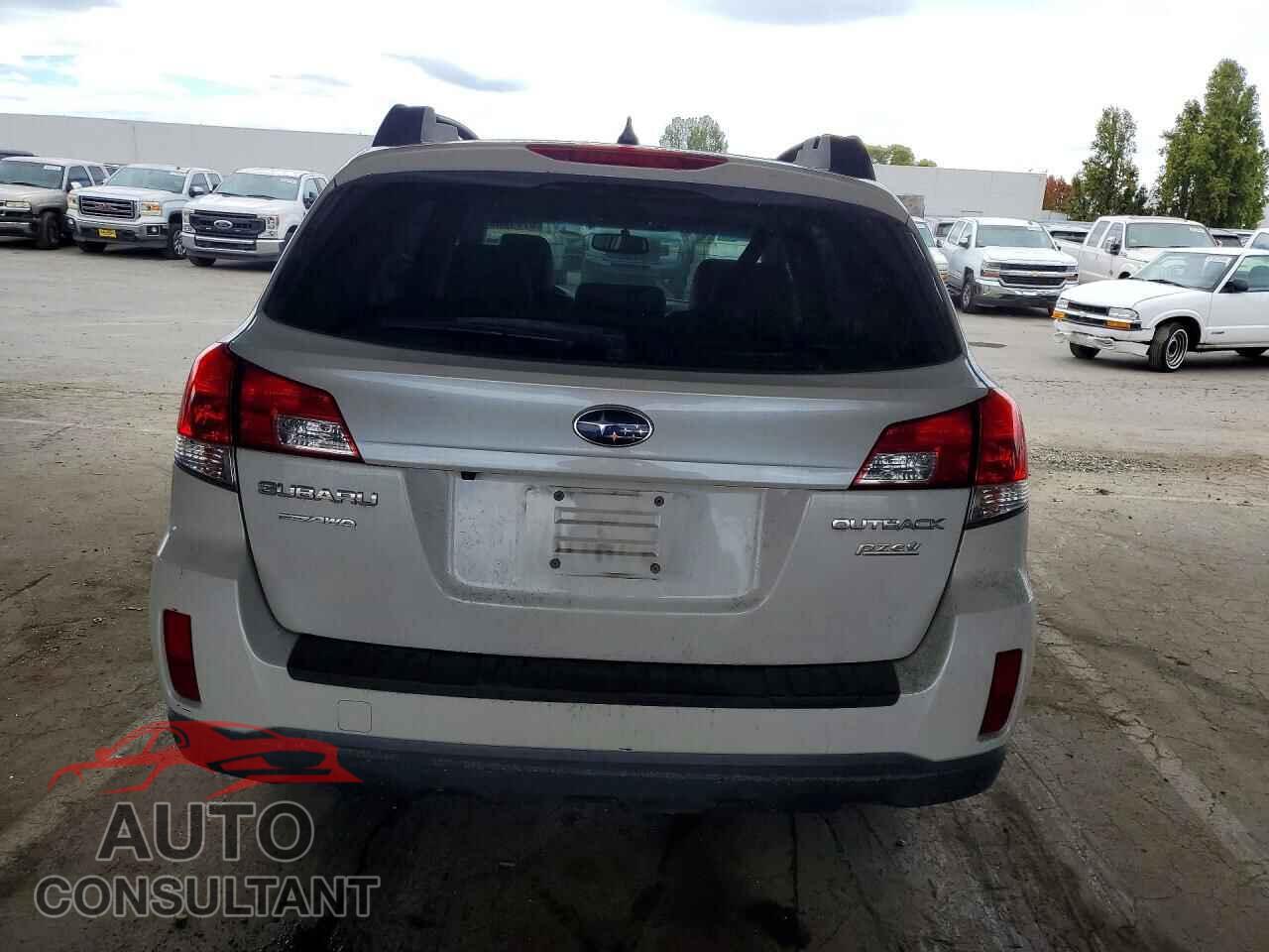 SUBARU OUTBACK 2014 - 4S4BRBLC2E3258957
