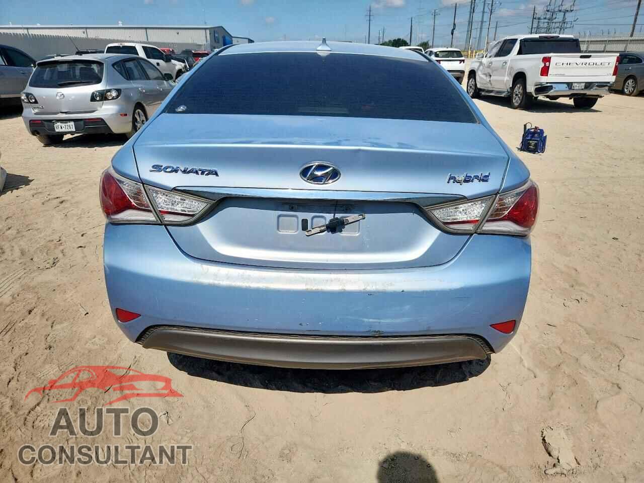 HYUNDAI SONATA 2012 - KMHEC4A49CA020683
