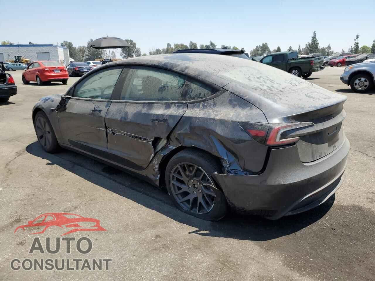 TESLA MODEL 3 2025 - 5YJ3E1EB0SF963144