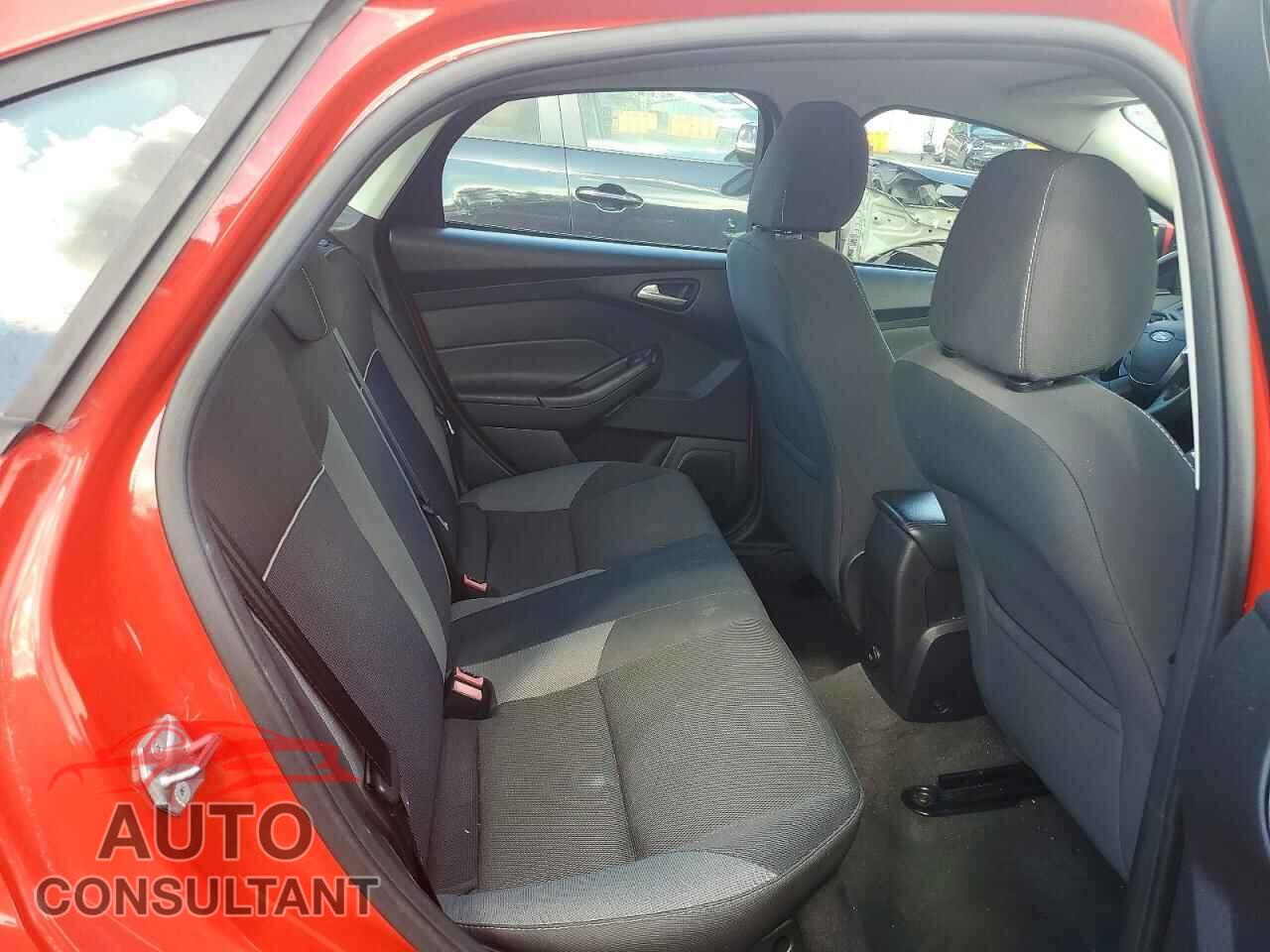 FORD FOCUS 2014 - 1FADP3F26EL322189