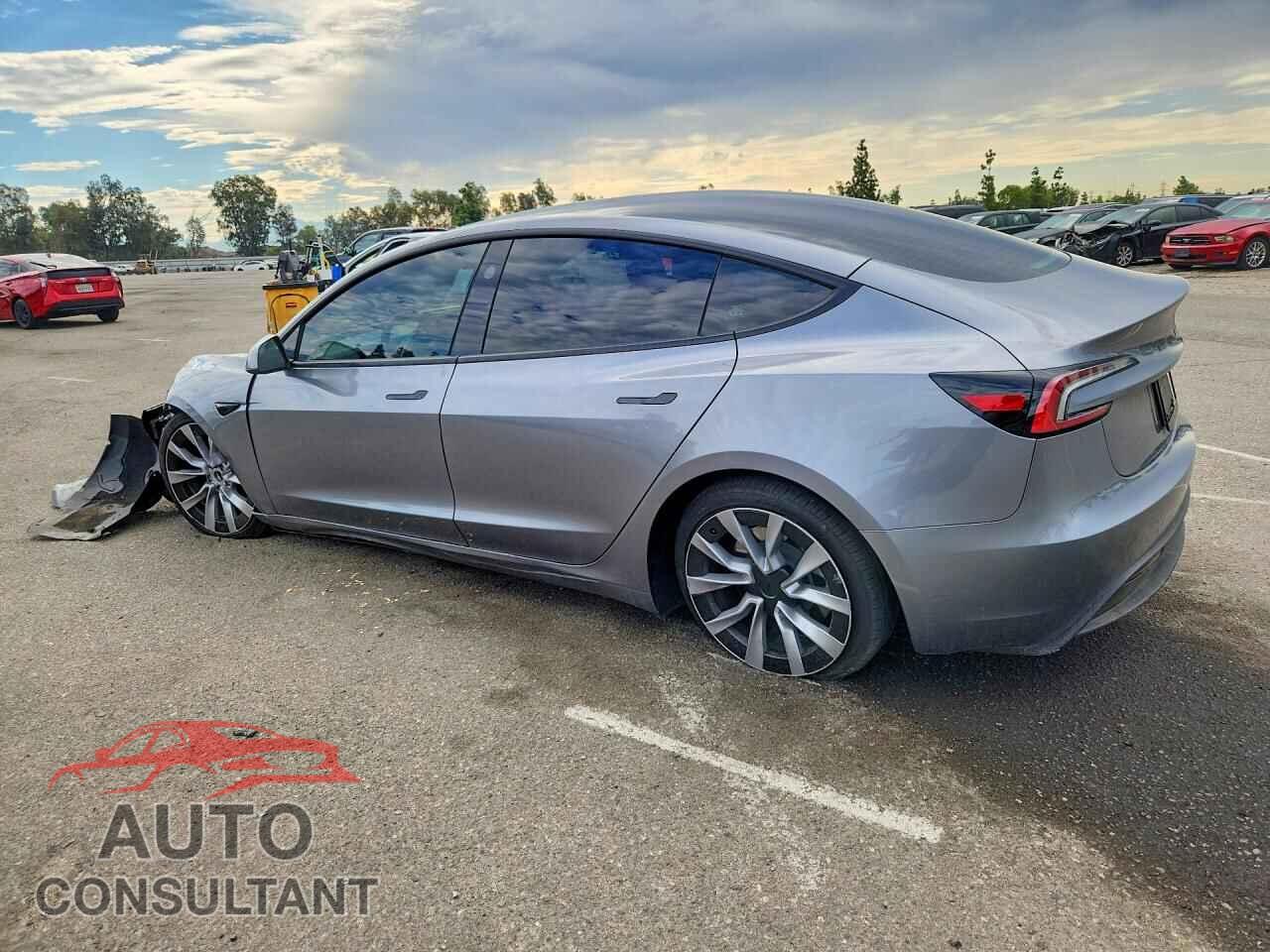 TESLA MODEL 3 2026 - 5YJ3E1EA6TF174604