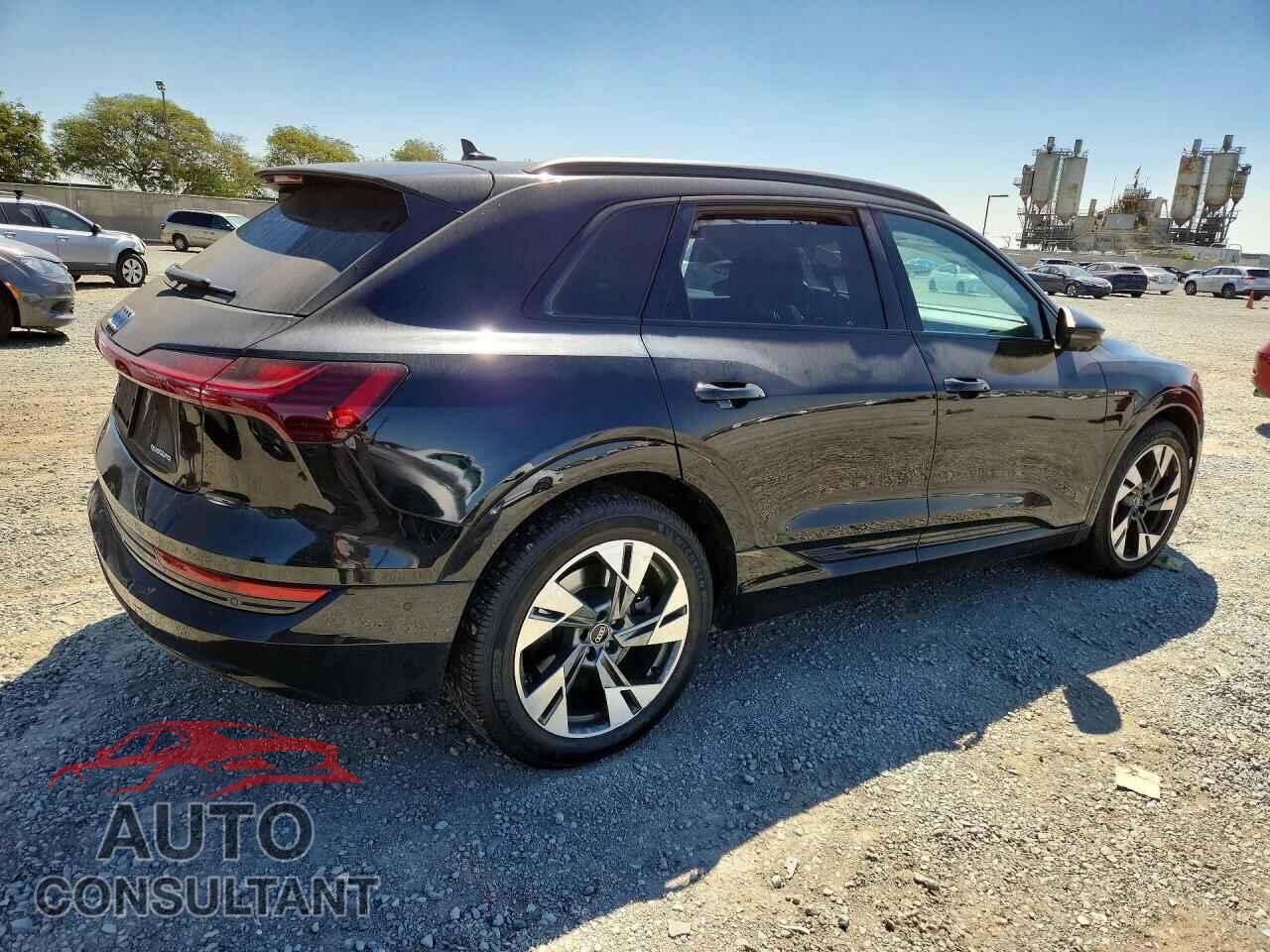AUDI E-TRON 2021 - WA1AAAGE8MB022373