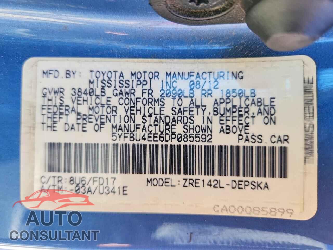 TOYOTA COROLLA 2013 - 5YFBU4EE6DP085592