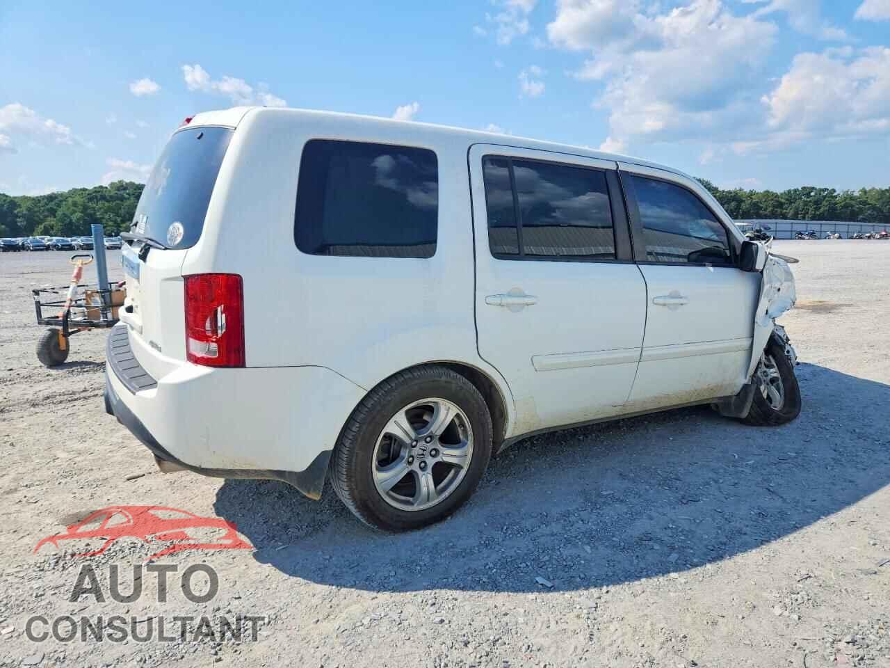 HONDA PILOT 2015 - 5FNYF4H78FB027791
