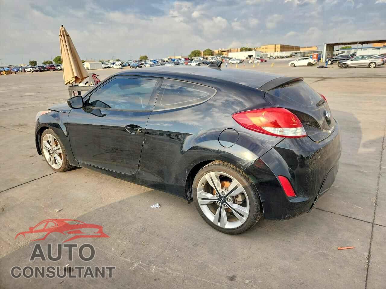 HYUNDAI VELOSTER 2017 - KMHTC6AD5HU324554