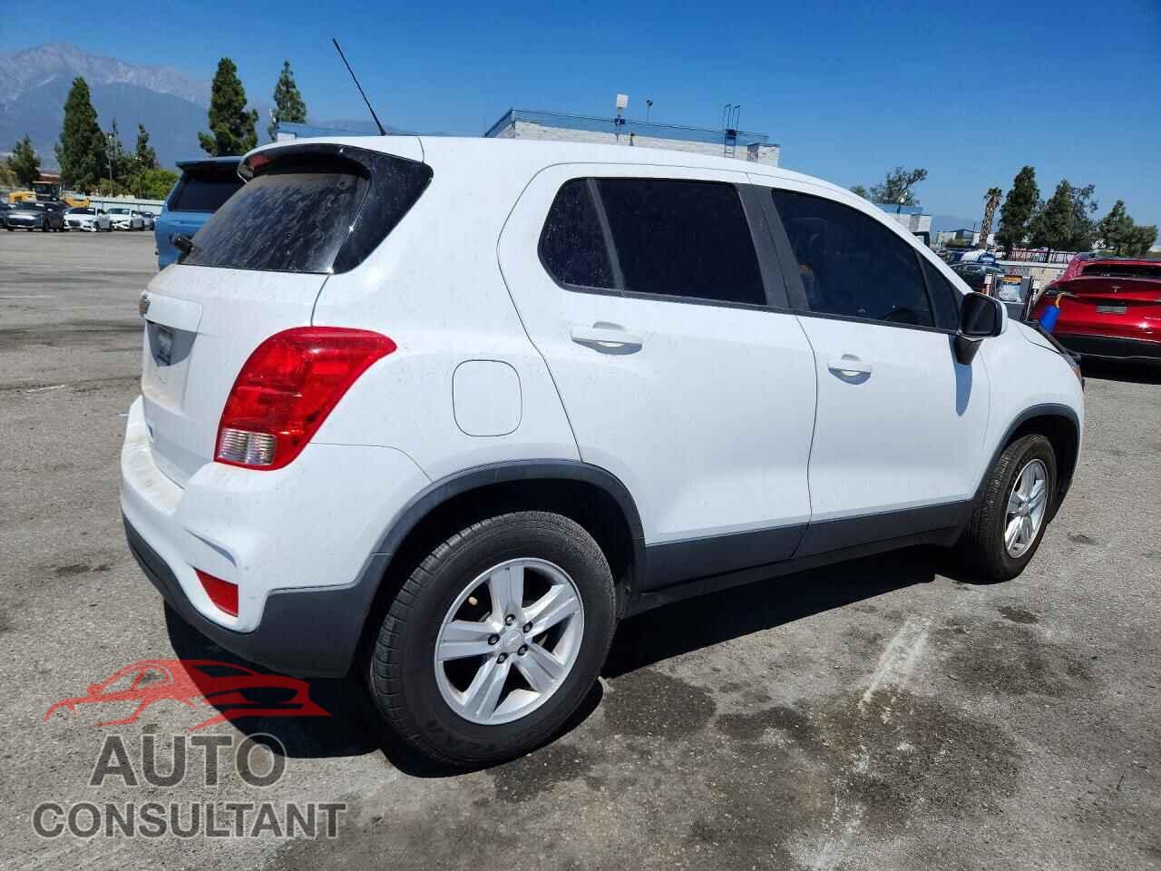 CHEVROLET TRAX 2020 - 3GNCJKSB5LL329182