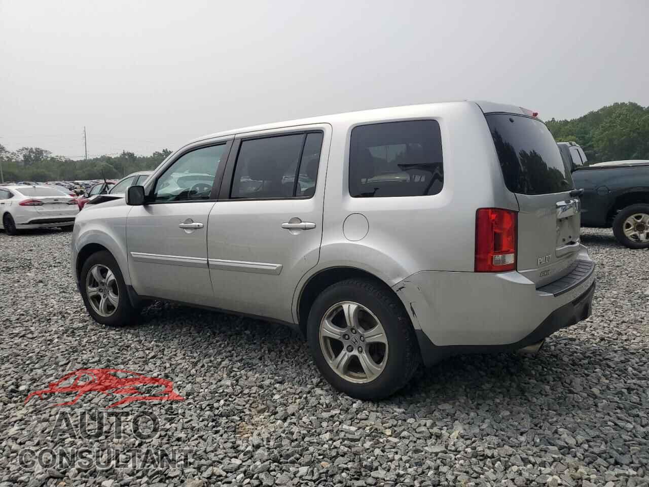 HONDA PILOT 2013 - 5FNYF4H57DB080185