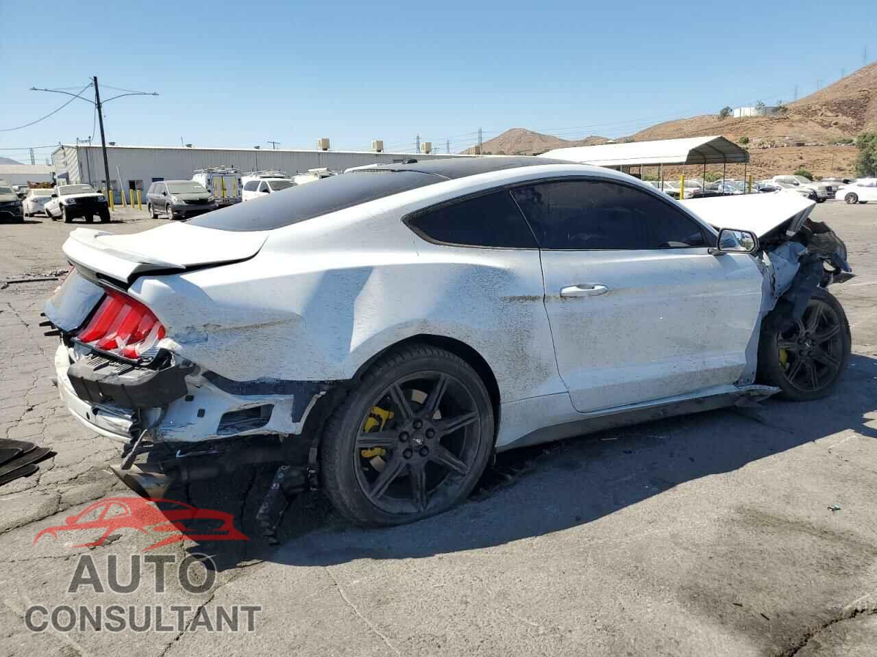 FORD MUSTANG 2018 - 1FA6P8CF0J5124915