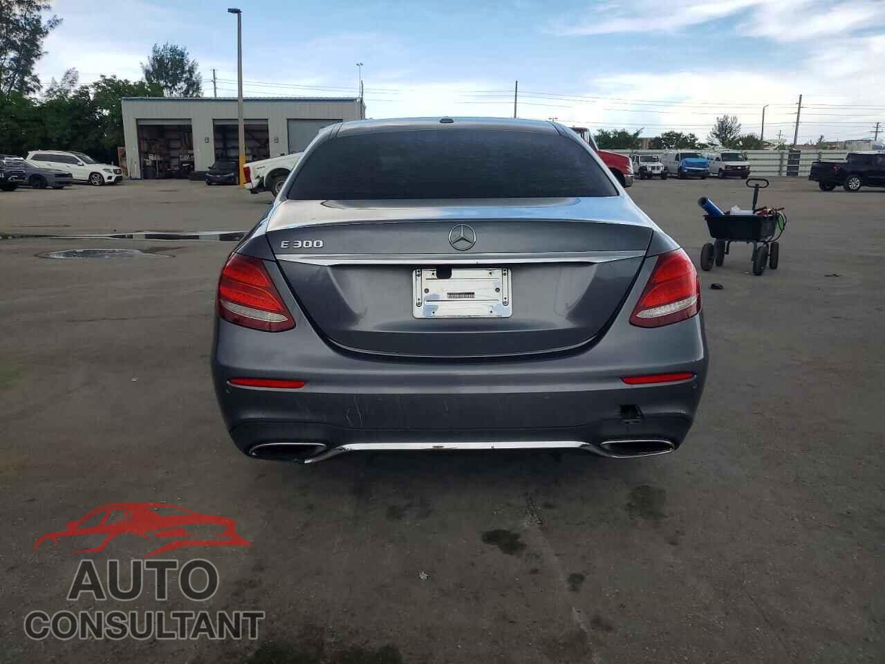 MERCEDES-BENZ E-CLASS 2017 - WDDZF4JB7HA283134